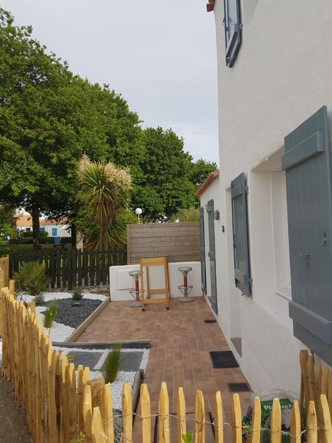 La Du Tesselier Holiday home